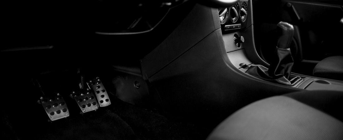 Why Does the Clutch Make Noise When Pressed? Symptoms